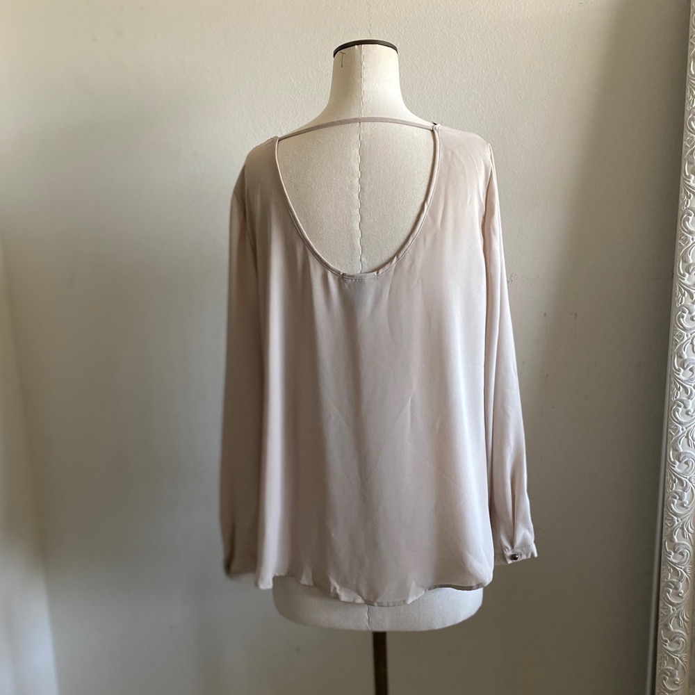 Forever 21 Long Sleeve Dressy Blouse - Picture 3 of 7